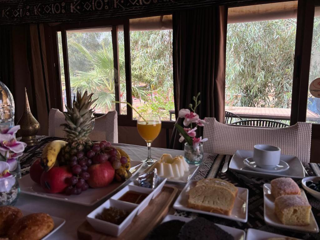 Merzouga Luxury Tented Camp Hotel Екстериор снимка